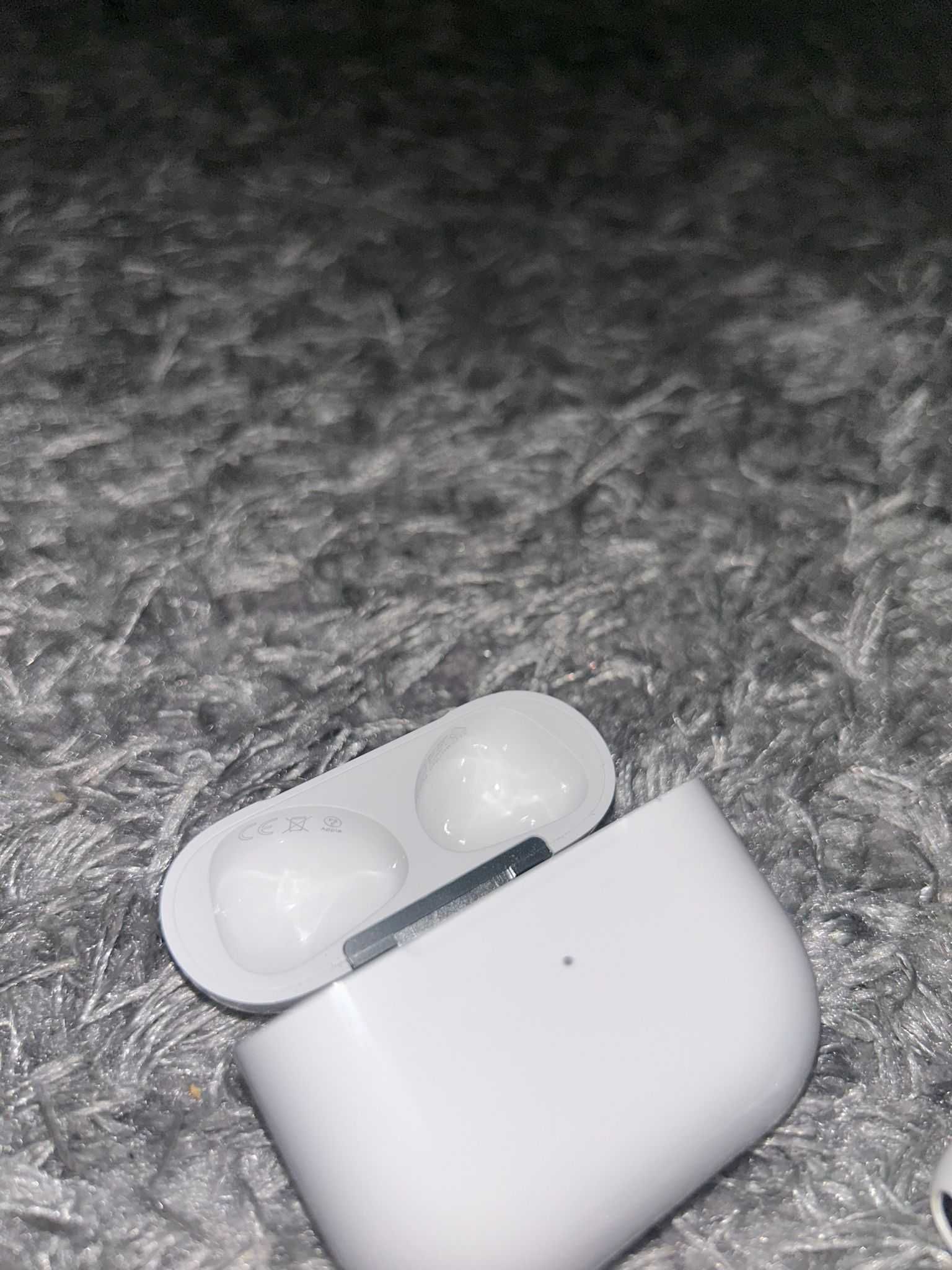 Vand Casti Apple Airpods gen 3 garantie + factura Emag