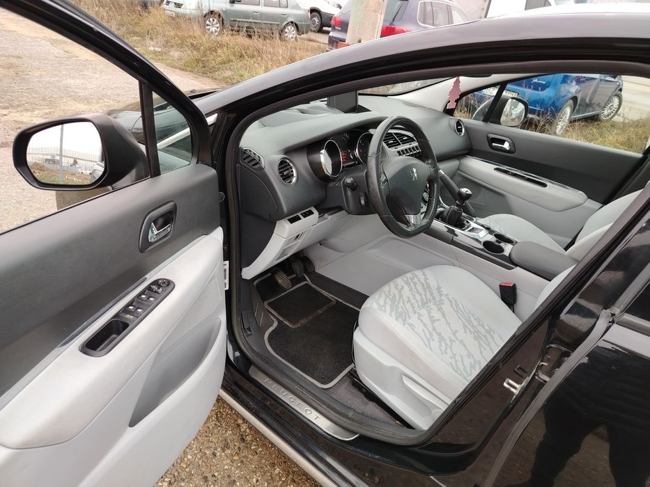 Peugeot 3008, an 2012