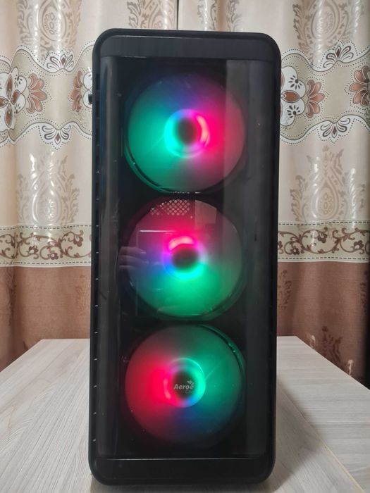 Корпус AeroCool SI-5200