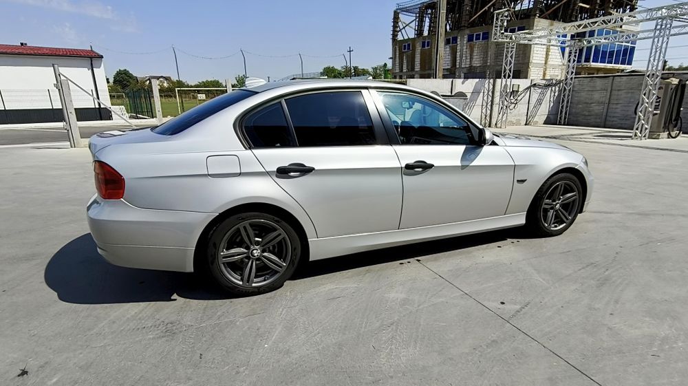 Vând BMW seria 3