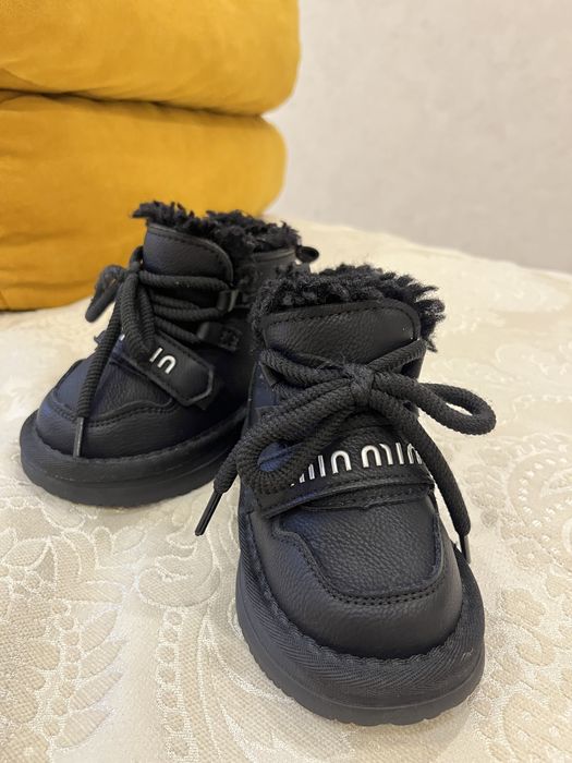 Зимние сапожки на девочку