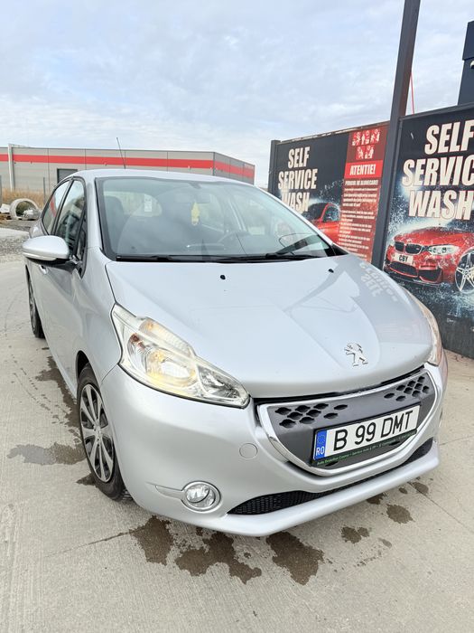 Vand Peugeot 208 sport