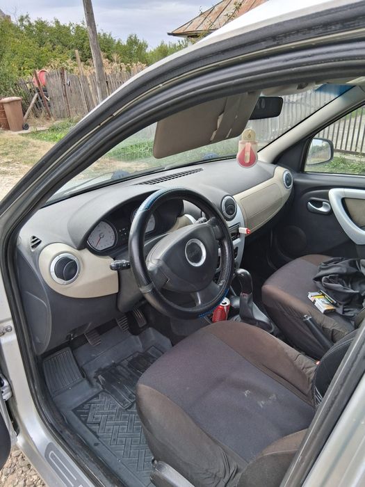 Vând Dacia Logan MCV,3200€,ușor negociabil