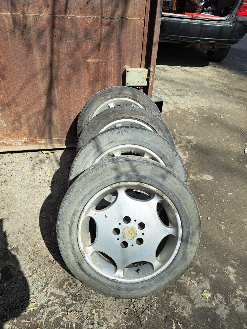 Продам Шины с дисками