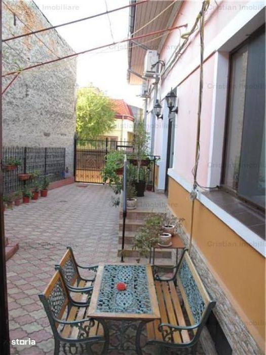 SUPER VILA D+P+M 400mp utili Centru Vechi 7cam