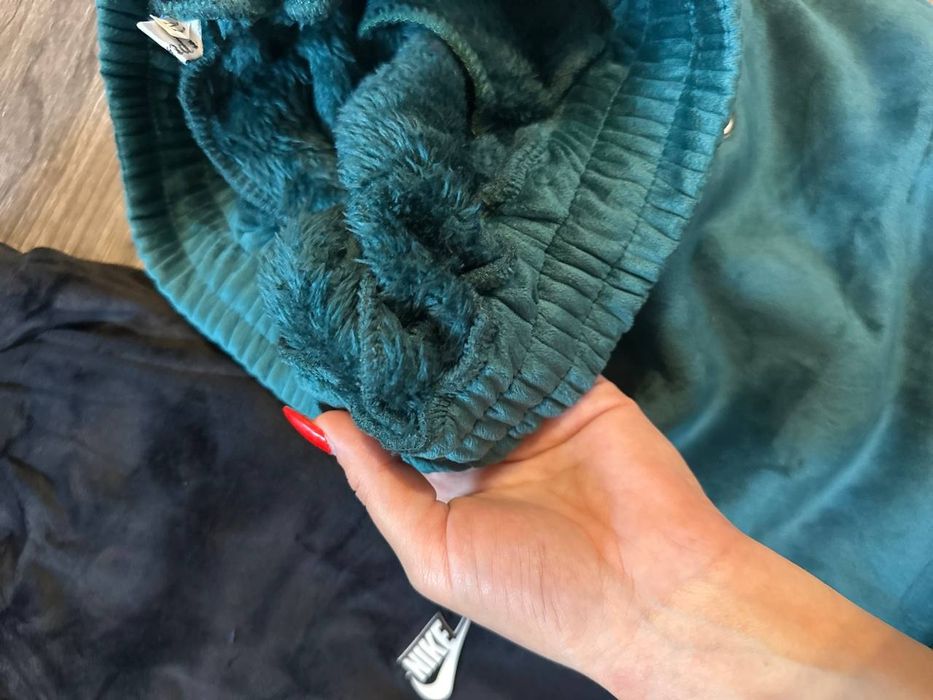 Set 2 perechi pantaloni catifea damă 
Vătuiți / cu blană în interior