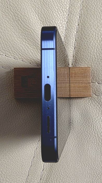 Vand Samsung Galaxy A55 5G impecabil, Navy Blue, cu garantie