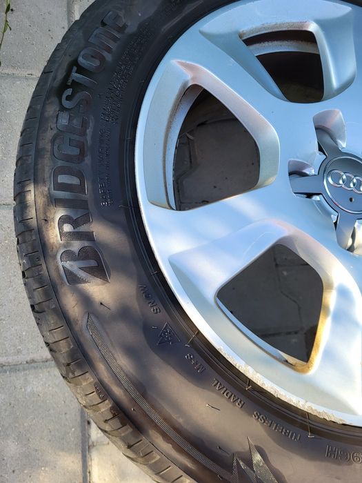 Set 4 Jenti aliaj+ cauciucuri iarna Bridgestone 205/60/R16 Audi A4