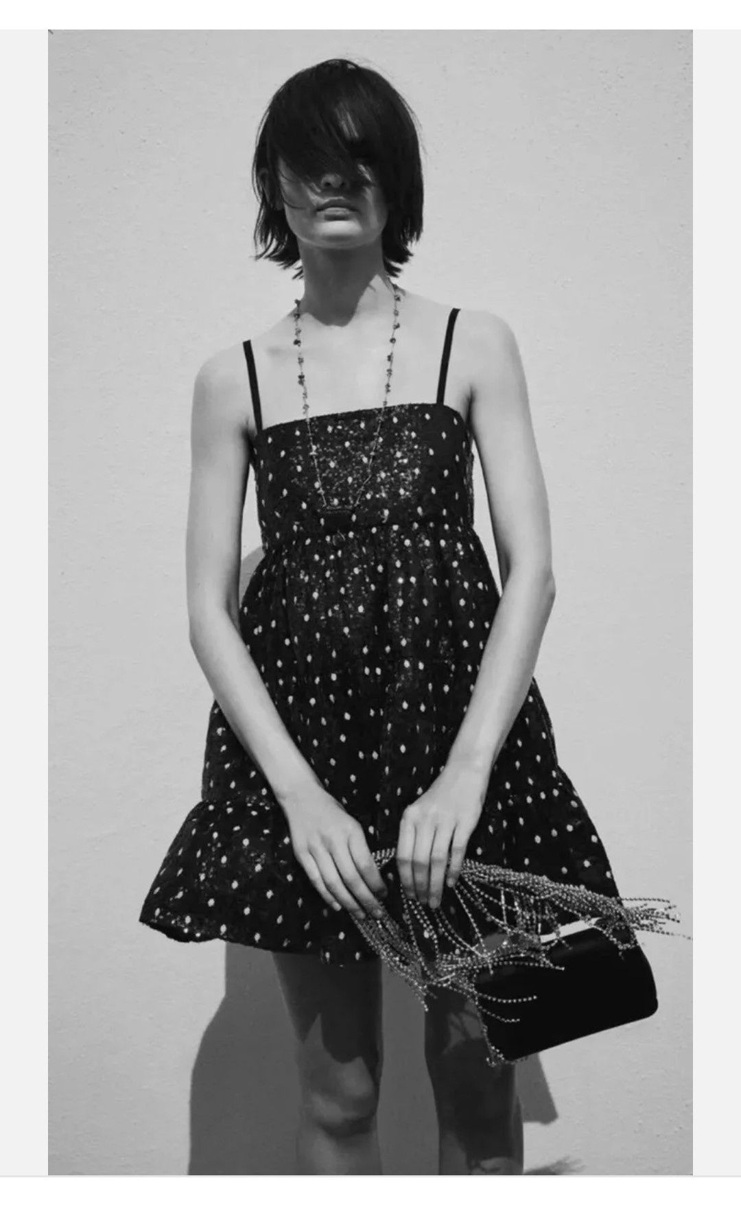 Нова рокля на Zara размер М