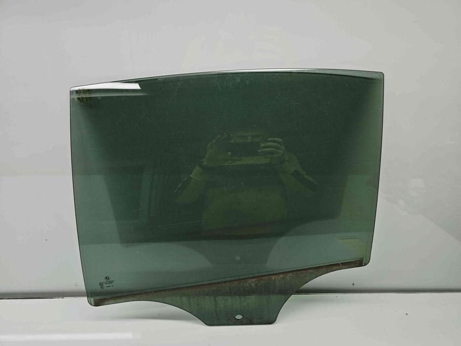 Geam usa stanga spate Bmw 5 (F10) [Fabr 2011-2016]