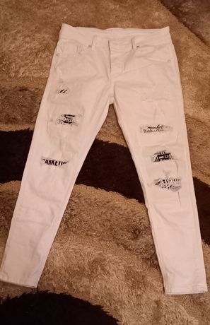 Мъжки панталони накъсани с надписи