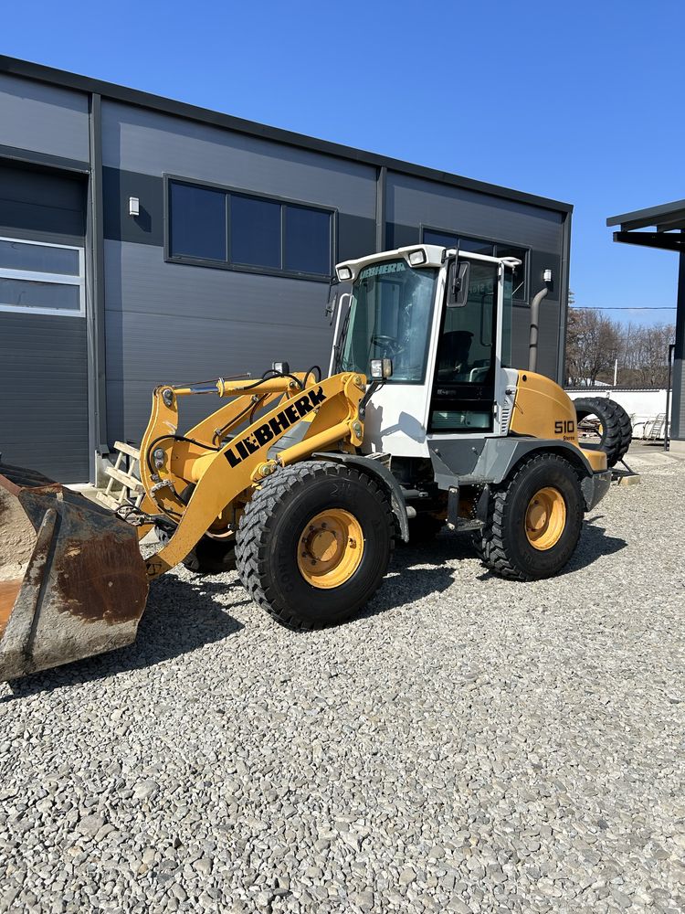 Incarcator frontal Liebheer 510 Caterpillar . Volvo.