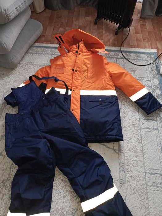 Спецодежда, Продам гудок теплый, отсегиваемый внутренний тёплый жилет