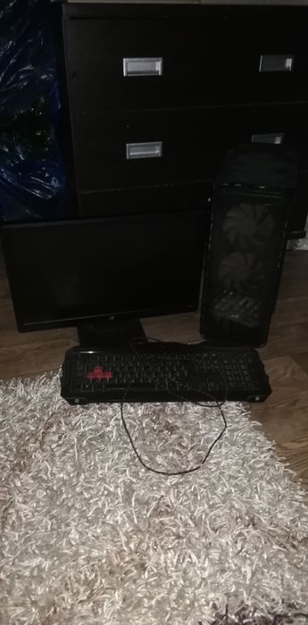 Продам игровой компьютер в зборе