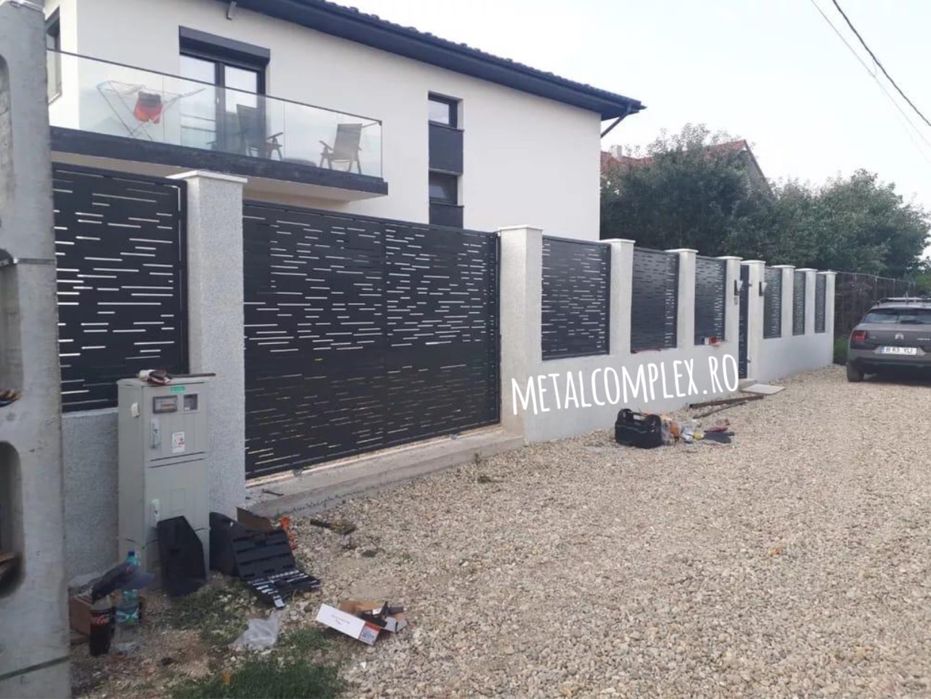 Porti si panouri de gard din tabla decupata.