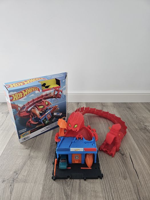Jucarii Hot Wheels diverse