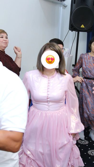 Вечернее Красивое розовое платье