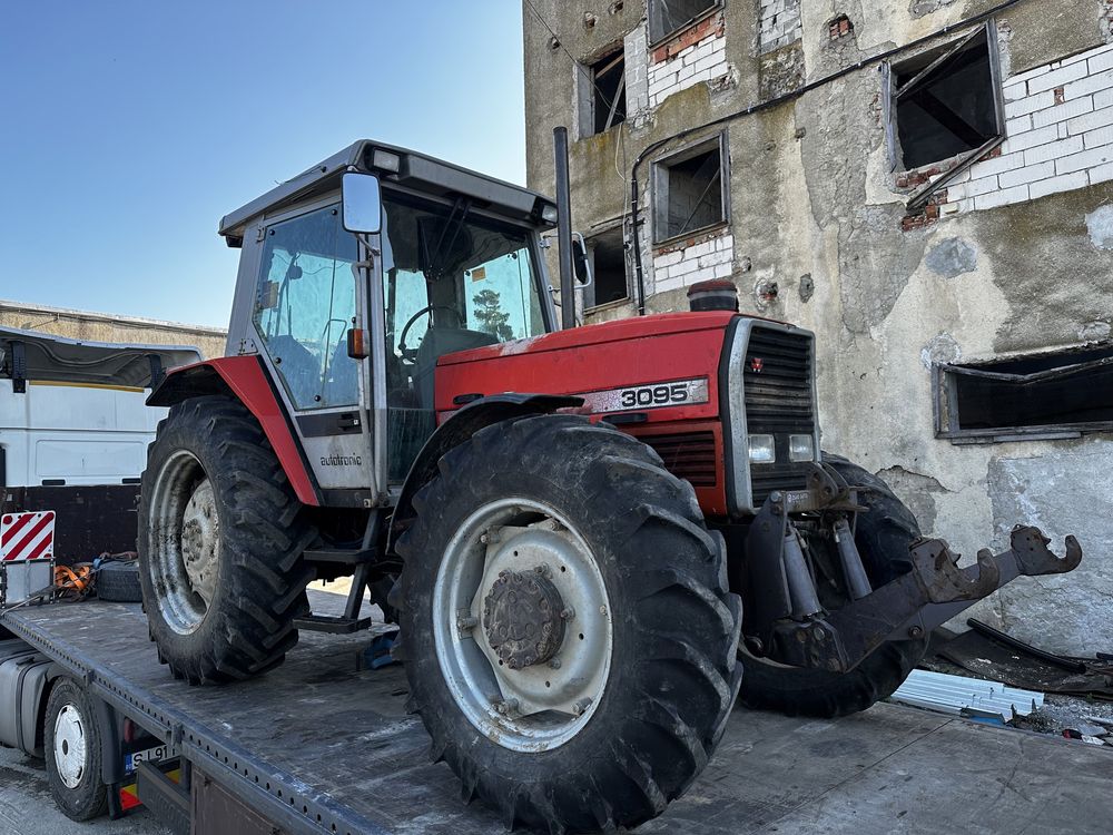 Dezmembrez Massey Ferguson 3095