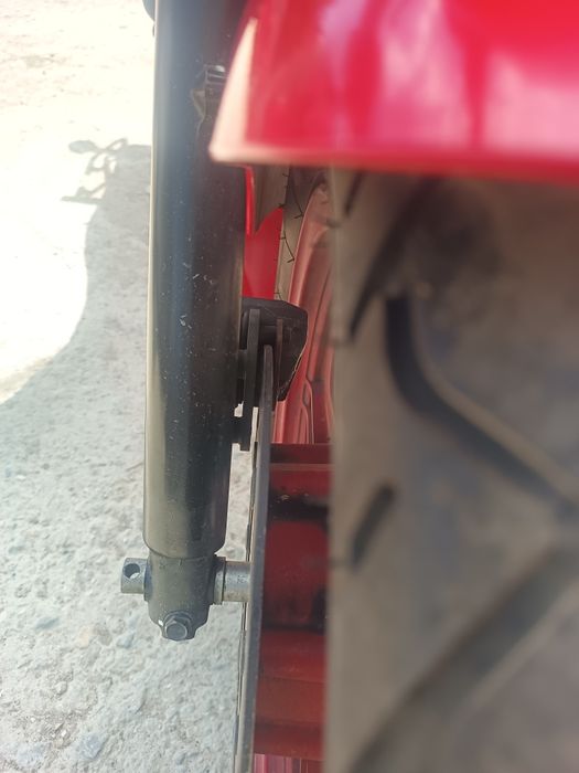 Продавам Kawasaki GPz500s