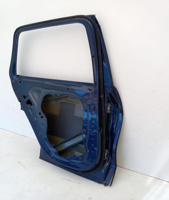 Usa stanga spate cu defect BMW X5 G05