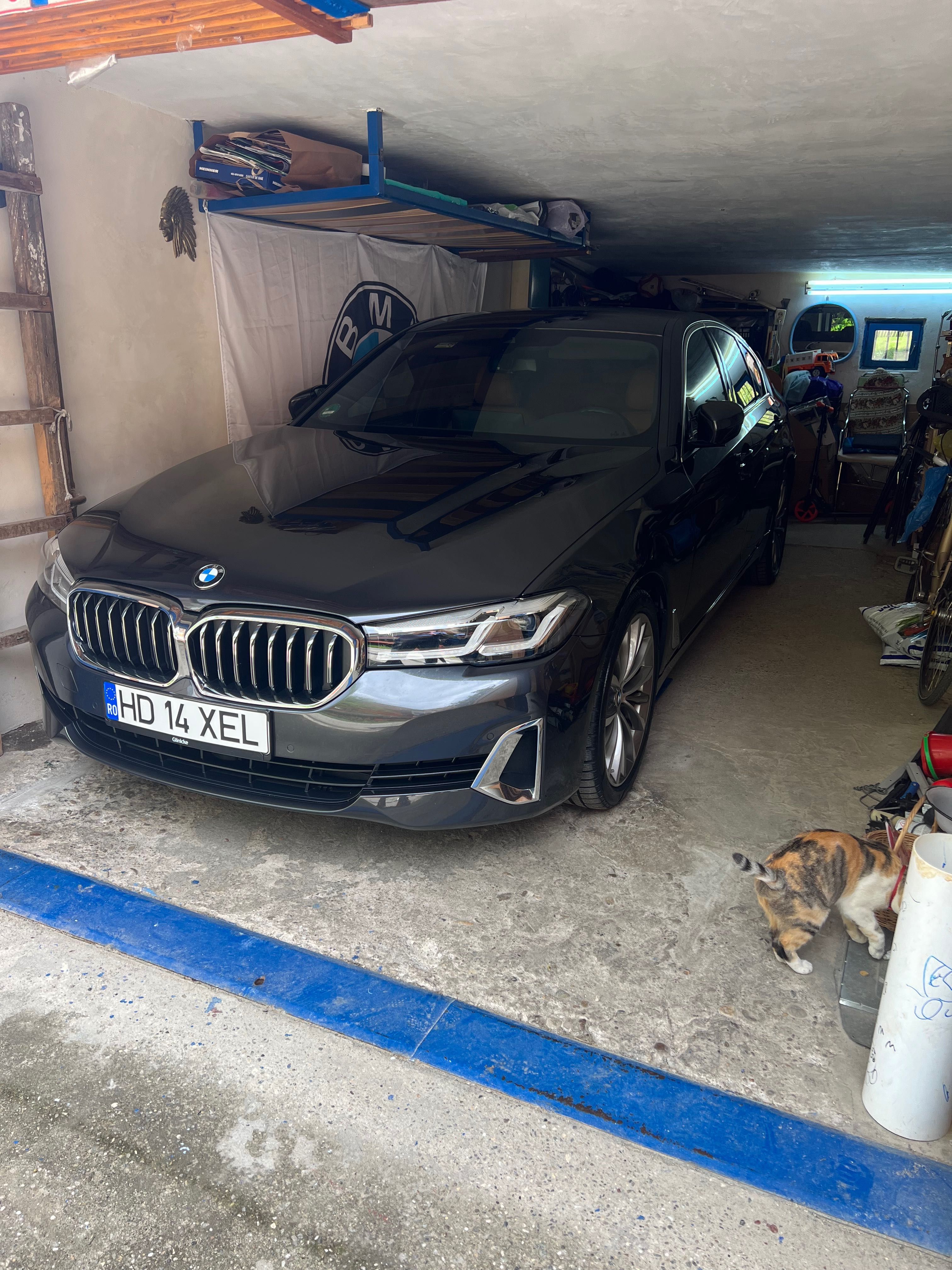 Vand BMW 530xi Luxury Linie GARANTIE