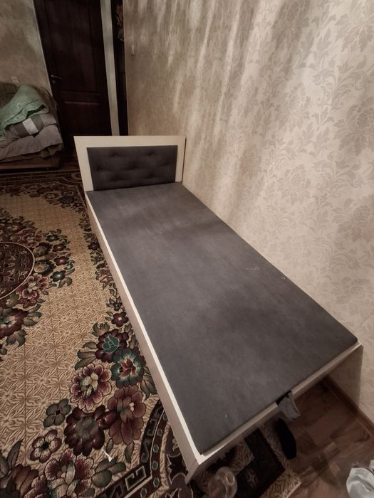 Продам кровать б/у