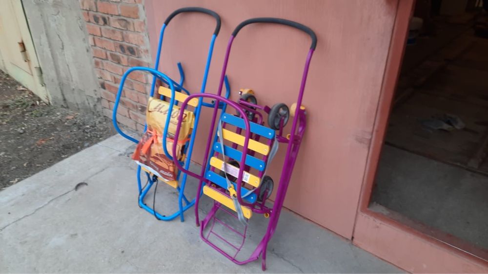 Продаю детские санки