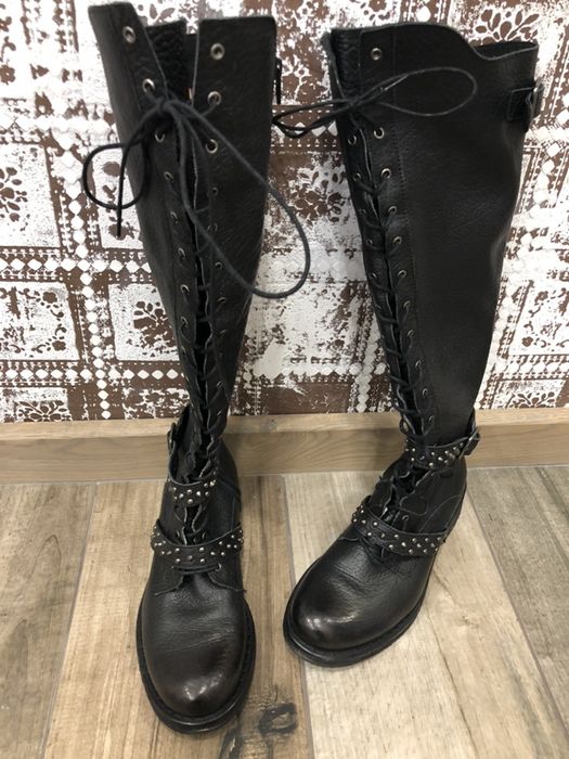 Високи италиански ботуши Felmini 39 номер