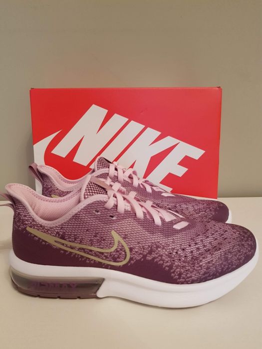 Дамски маратонки NIKE