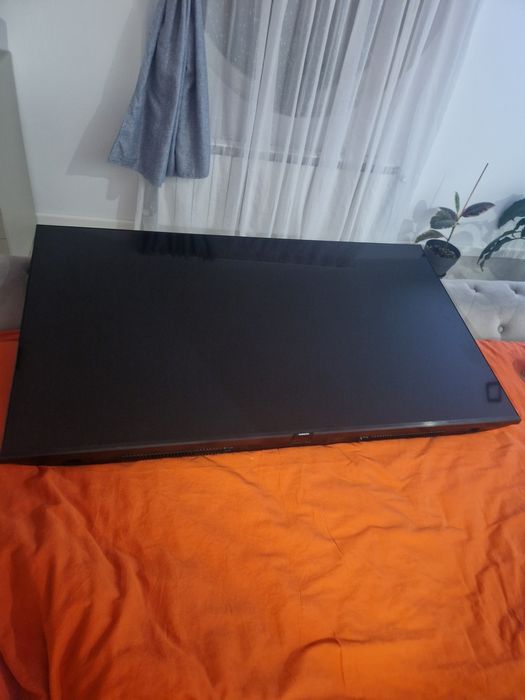 TV Samsung seria 8 defect