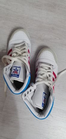 Спортни обувки Adidas