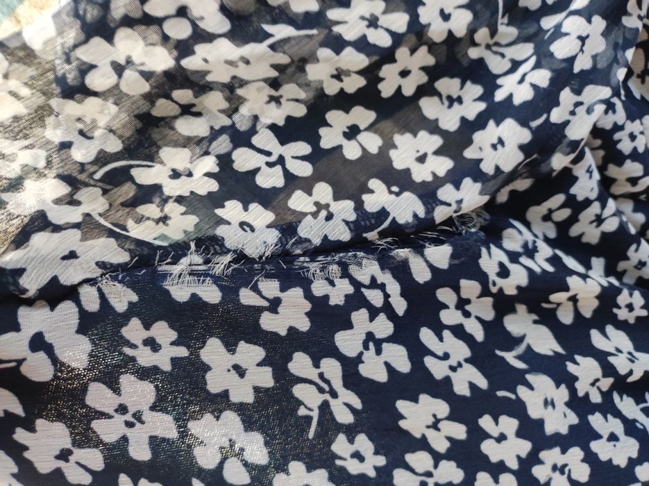 Рокля тип "Прегърни ме"