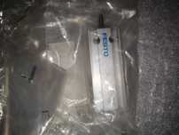 Cilindru pneumatic Festo DMM-10-15-P-A