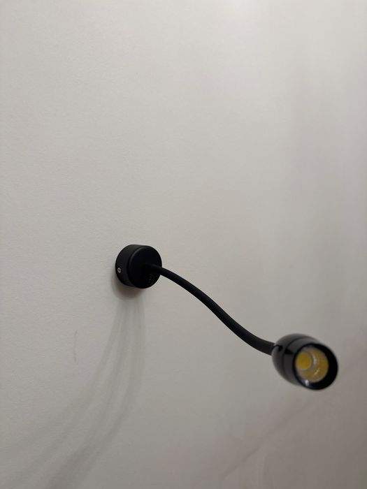 Светильник-бра настенный