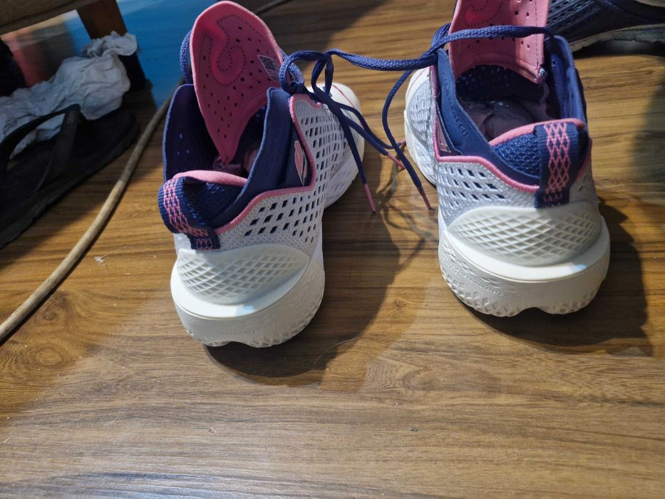 Li ning badfive v 46 номер маратонки за  баскетбол