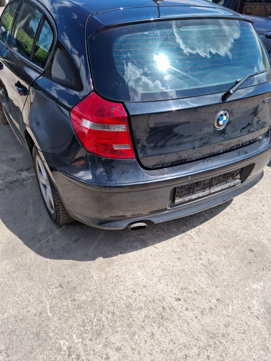 Dezmembrez bmw seria 1 e87 2008 2.0d 177cp n47 LCI Facelift