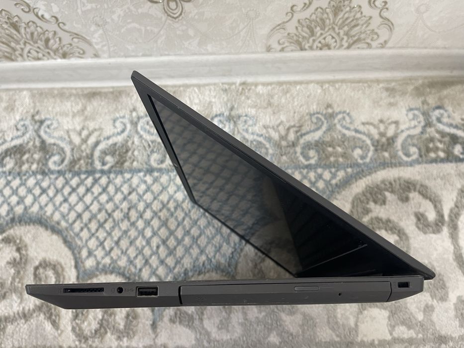 Продам ноутбук Lenovo Ideapad 130-15ikb