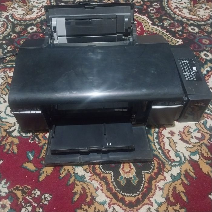 EPSON L 805 Holati yaxahi faqat chiska qivorish kere
