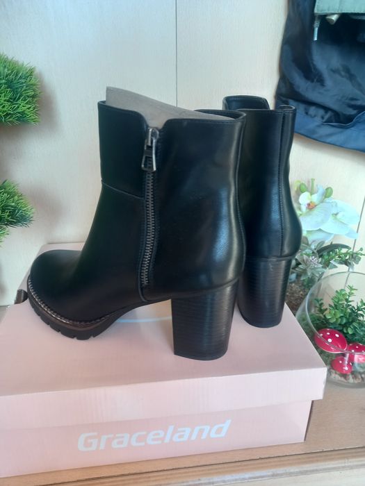 Botine dama noi mărimea 39