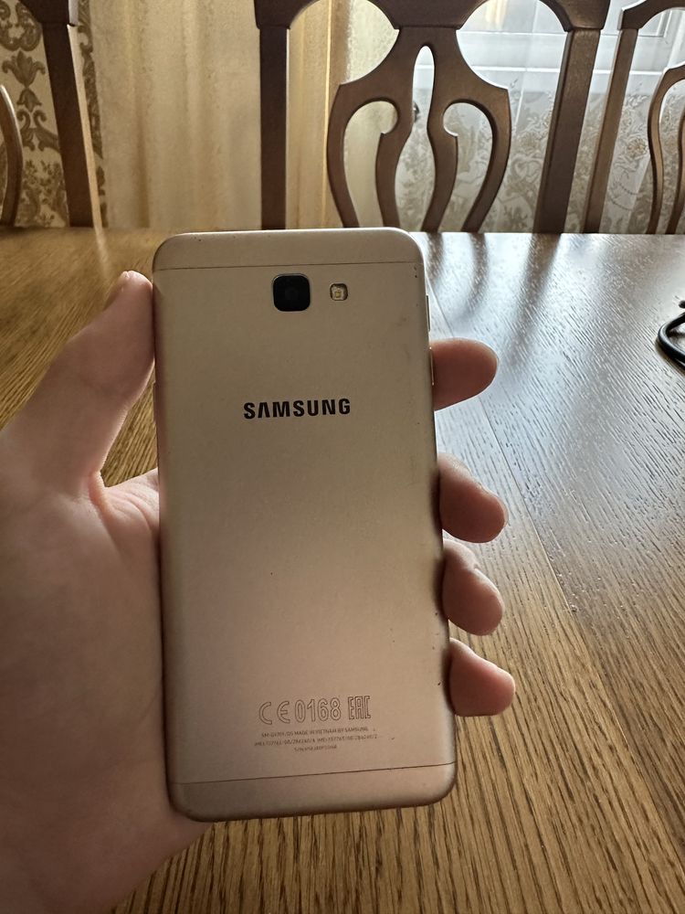 Продам телефон Samsung J5 prime 2016
