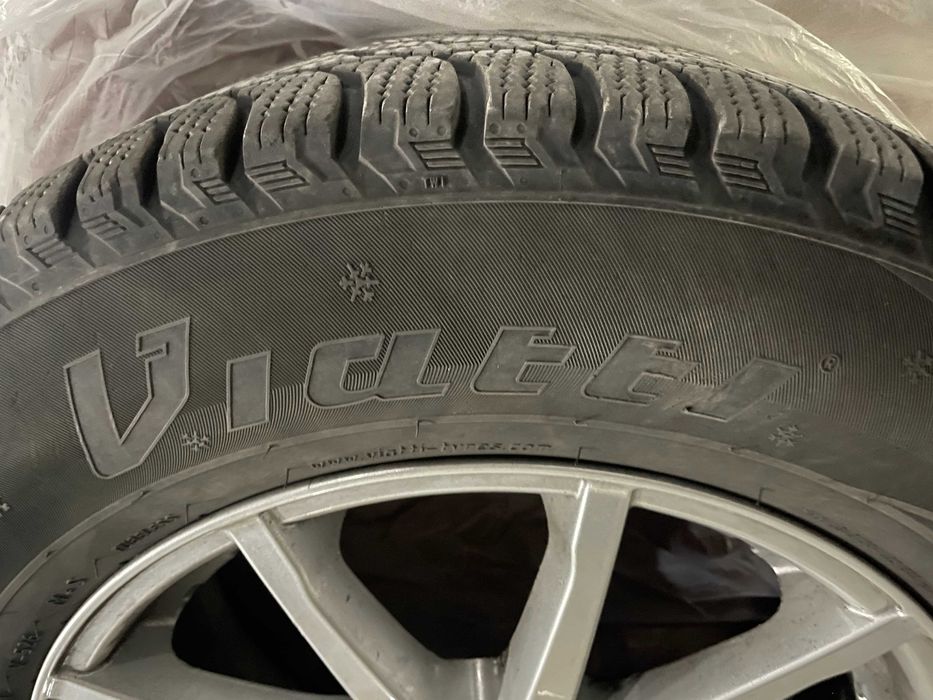 зимни гуми с джанти за Land Rover Range Rover Evoque 235/65/R17
