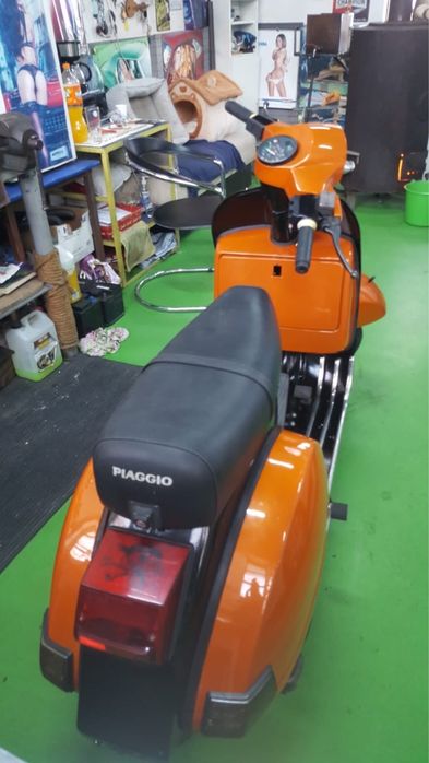 Piaggio Vespa PX125