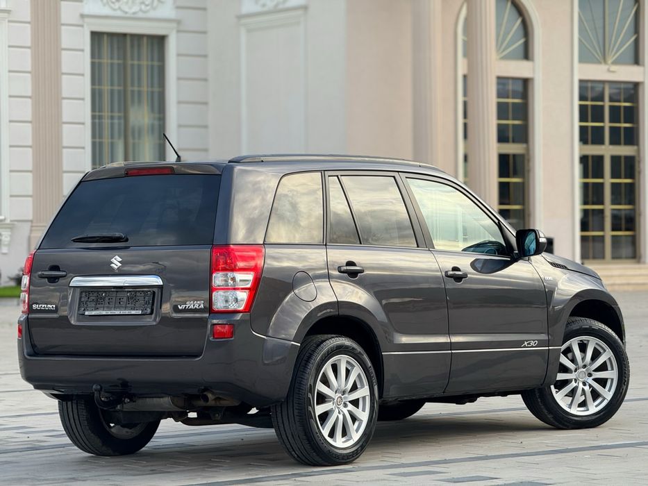 Suzuki grand vitara 2012 1.9ddis 129cp 4x4 adus din Germania
