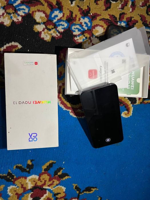 Huawei nova 13  12/256