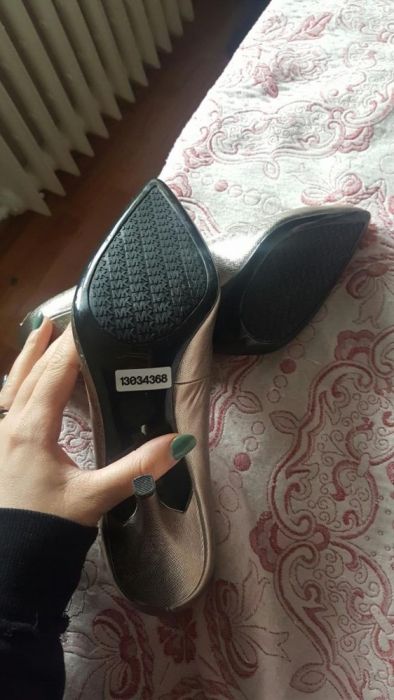 Pantofi aurii Michael Kors