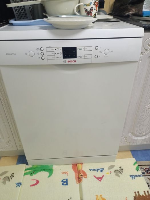 Продам посудомоечную машину Bosch