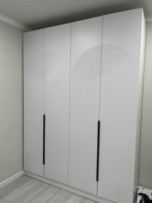 Продам новый шкаф