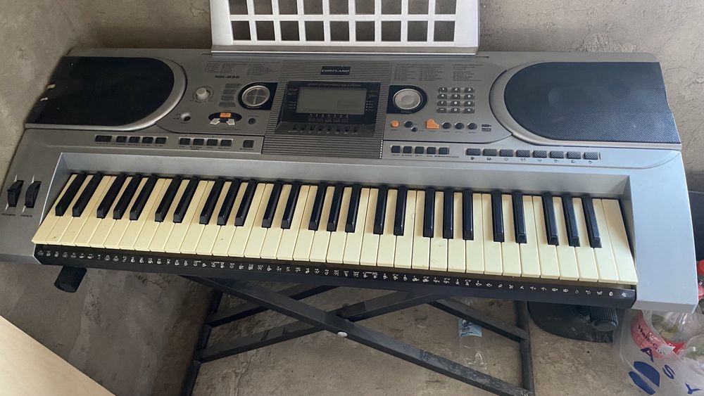 Синтезатор, пианино клавиши. мк-935