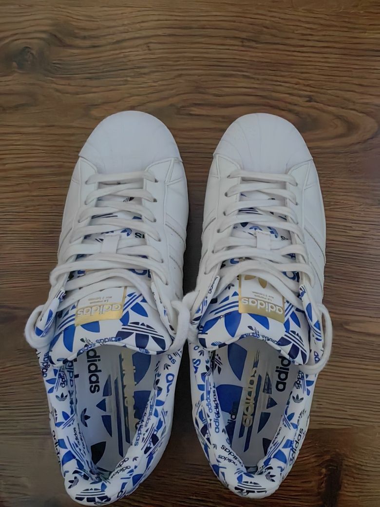 Adidas Superstar номер 43 1/3