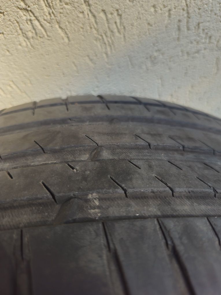 Set Anvelope Vara MICHELIN Pilot Sport 4 SUV 235/60 R18